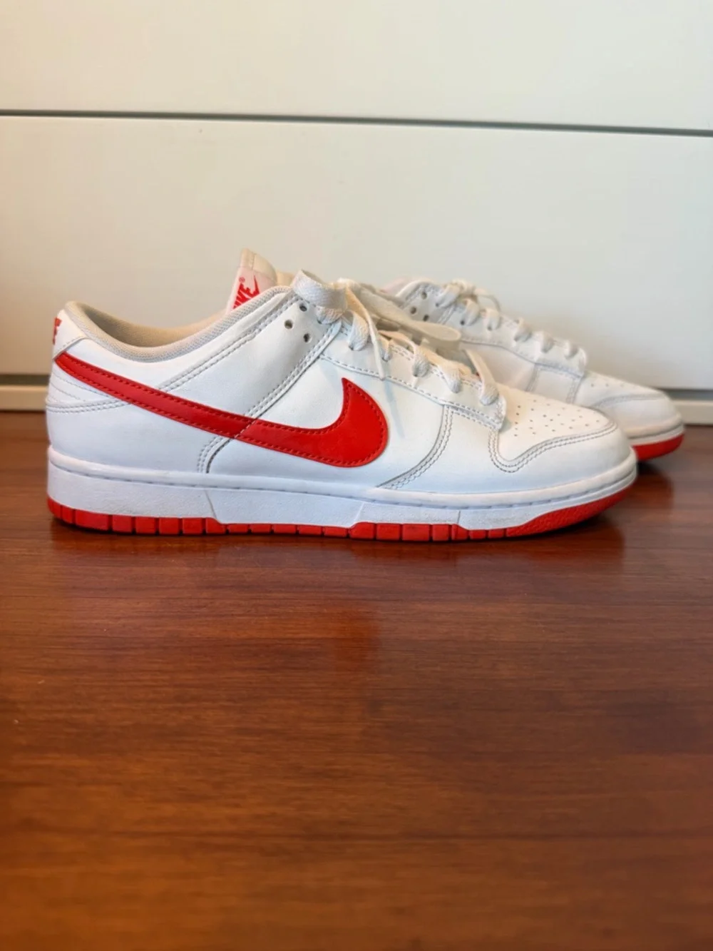 Nike Men’s Dunk Low Retro leather sneakers